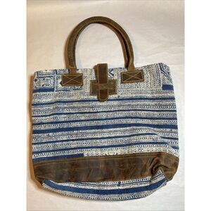 The Barrel Shack Bag‎ Tote Nautical Boho Cottagecore Leather Trim Blue White